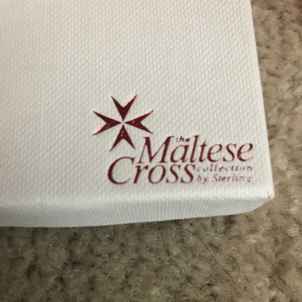 Silver Maltese Cross